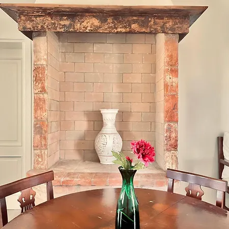 Borgo Rurale San Salvador-casa Del Maestro Διαμέρισμα